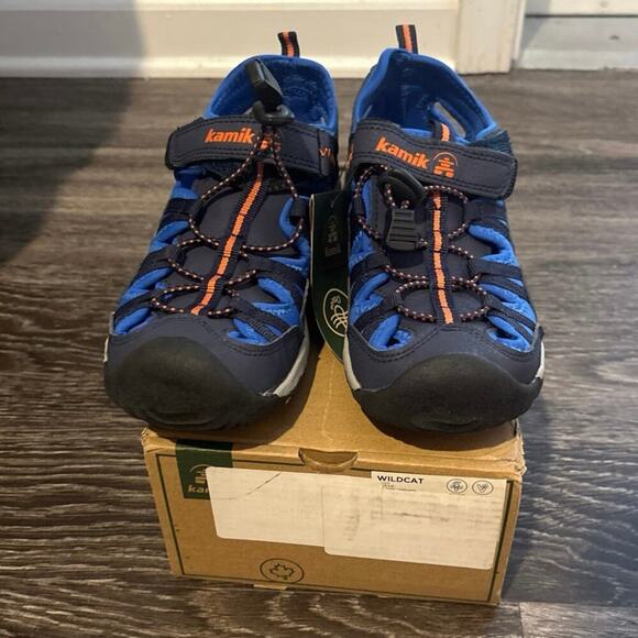 NIB Kamik Boys Wildcat Sandals In Navy Marine Size 2 - Picture 2 of 7